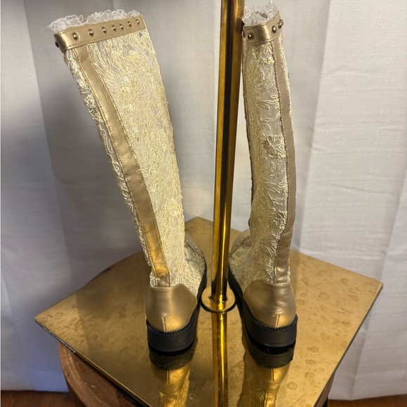 Trish Scully Cream Knee-High Lace-Up Boots - Picture 3 of 6